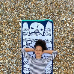 Donna Wilson Cat Bath Towel -Donnawilson Shop Donna Wilson AW20 Cat Towel 2