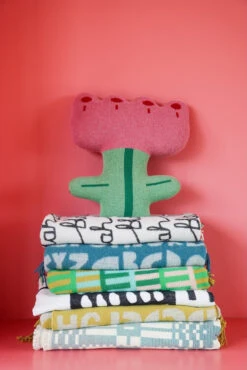 Donna Wilson Flower Shaped Cushion -Donnawilson Shop Flower Shaped Cushion and Throws Donna Wilson