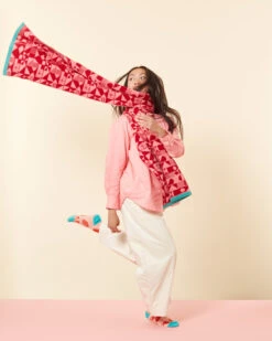 Donna Wilson Monoglyph Scarf - Lipstick -Donnawilson Shop Scarf Monoglyph Blanket Scarf Lipstick 2