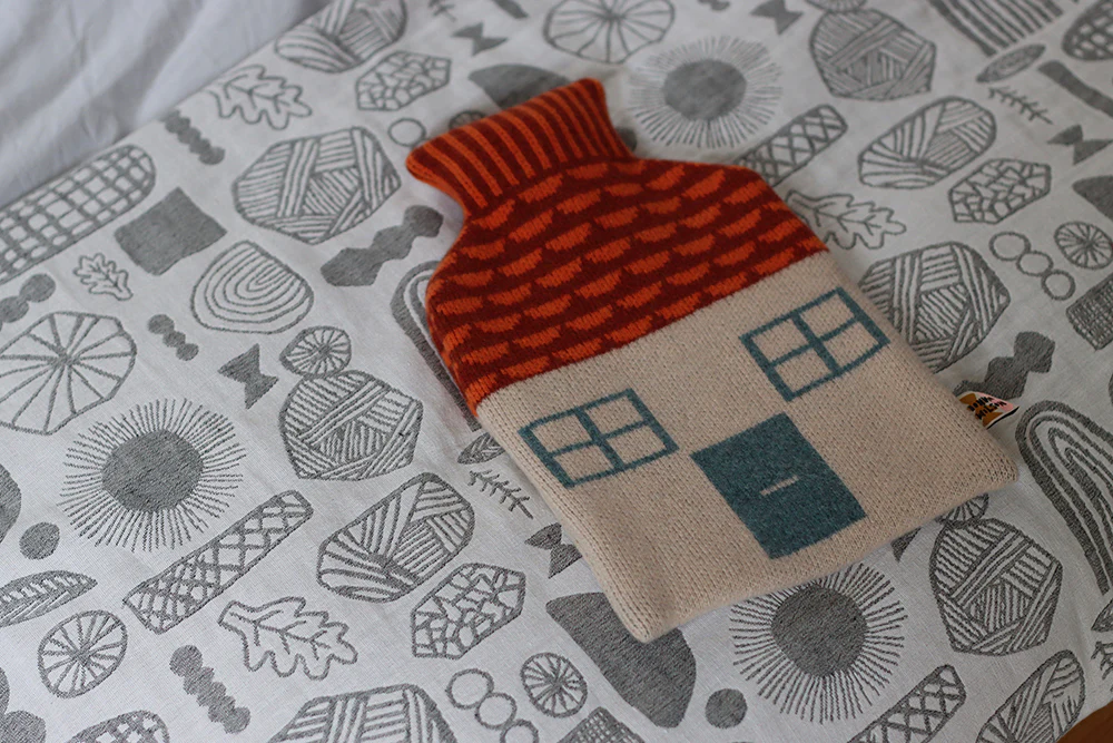 Donnawilson Shop -Donnawilson Shop House Hot Water Bottle Mudlark Throw jpeg